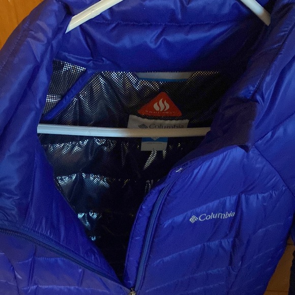 Columbia - Picture 2 of 2